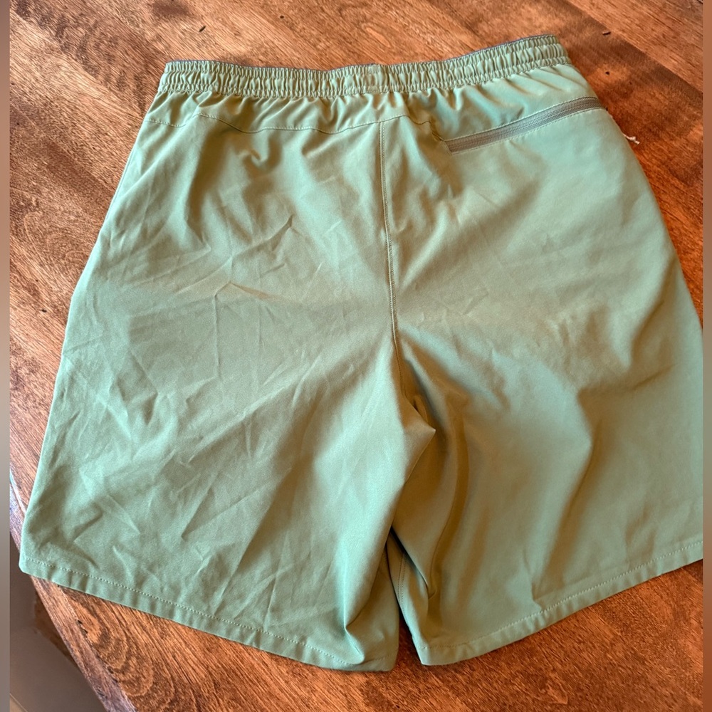 Patagonia Men's 8 inch 9 trails shorts - Picture 4 of 5